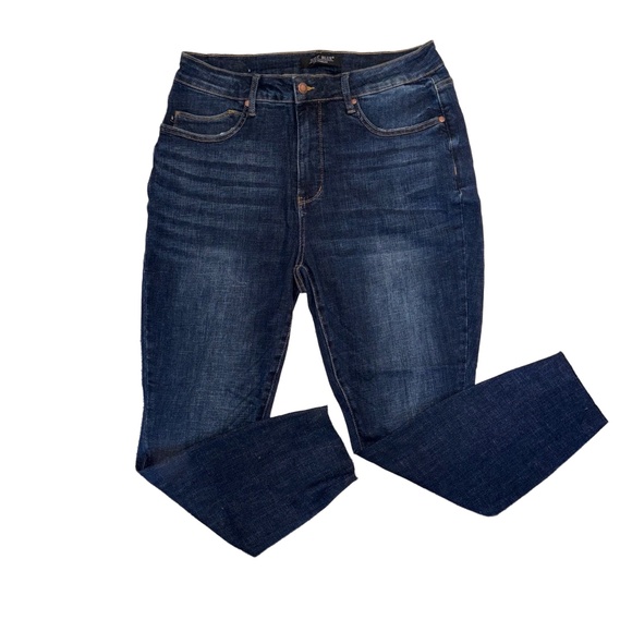 Judy Blue Jeans Womens Size 16W Dark Wash Skinny - Picture 2 of 7